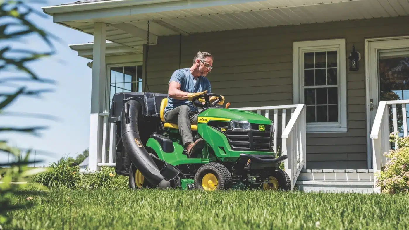 Seasonal Lawn Care Essentials: Your Ultimate Guide to a Thriving Lawn